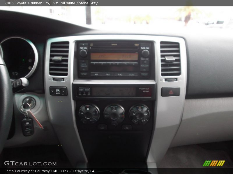 Natural White / Stone Gray 2006 Toyota 4Runner SR5