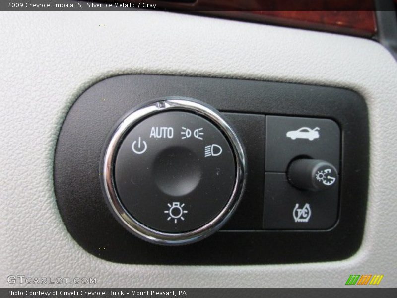 Silver Ice Metallic / Gray 2009 Chevrolet Impala LS