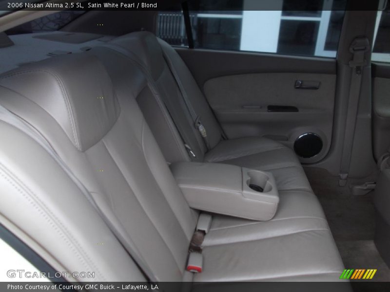 Satin White Pearl / Blond 2006 Nissan Altima 2.5 SL