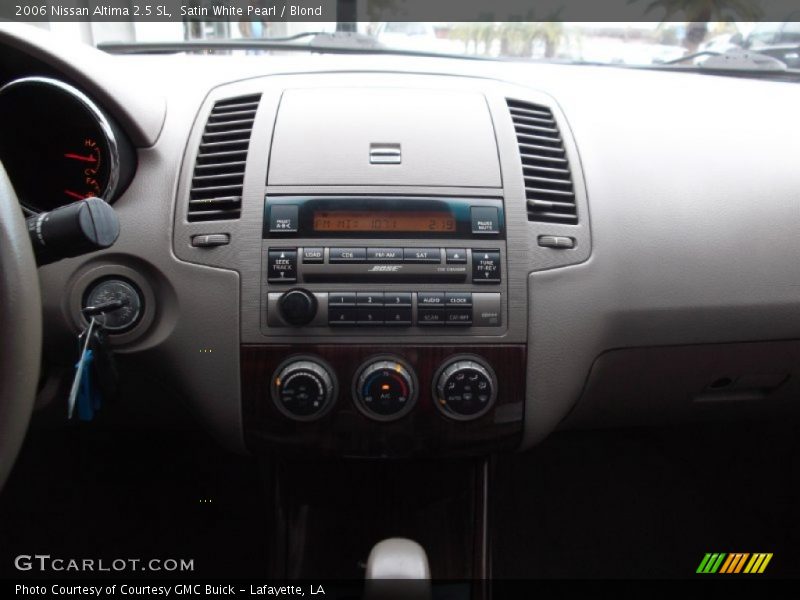 Satin White Pearl / Blond 2006 Nissan Altima 2.5 SL