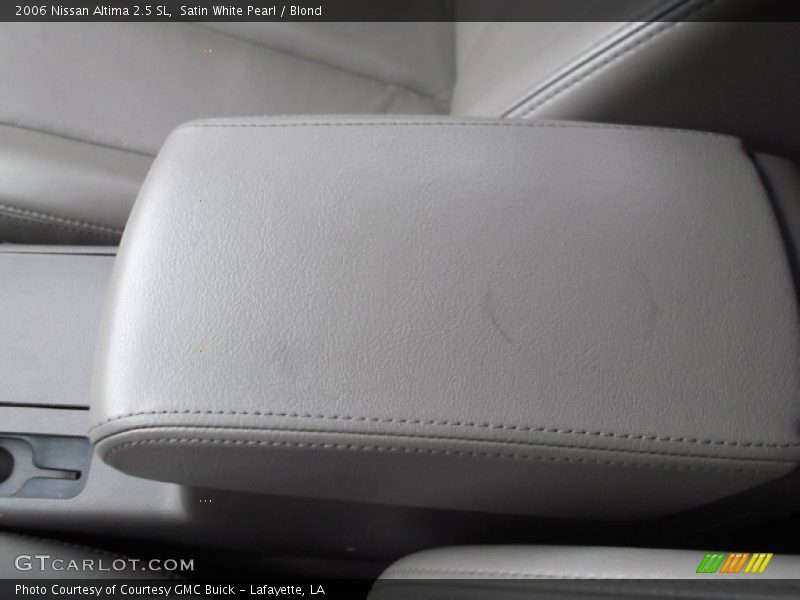 Satin White Pearl / Blond 2006 Nissan Altima 2.5 SL