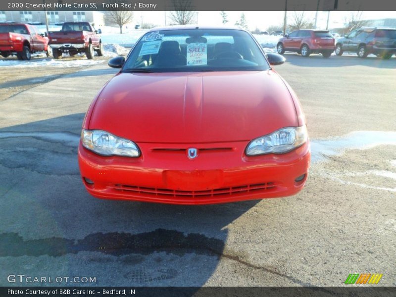 Torch Red / Ebony 2000 Chevrolet Monte Carlo SS