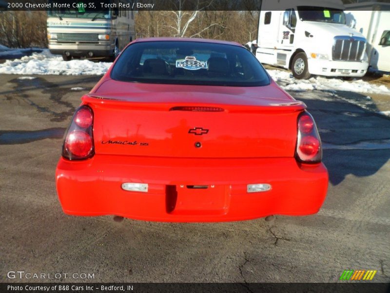 Torch Red / Ebony 2000 Chevrolet Monte Carlo SS