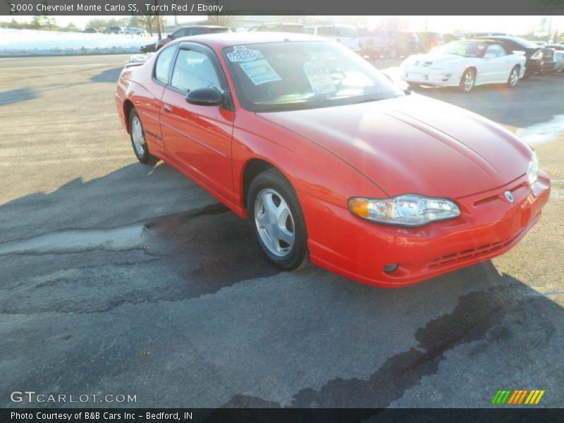 Torch Red / Ebony 2000 Chevrolet Monte Carlo SS