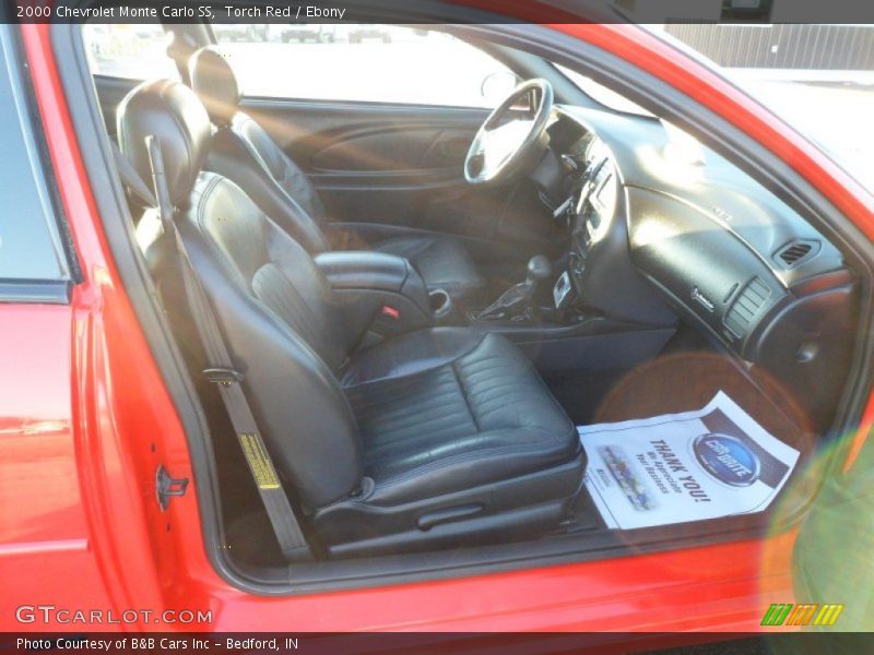 Torch Red / Ebony 2000 Chevrolet Monte Carlo SS