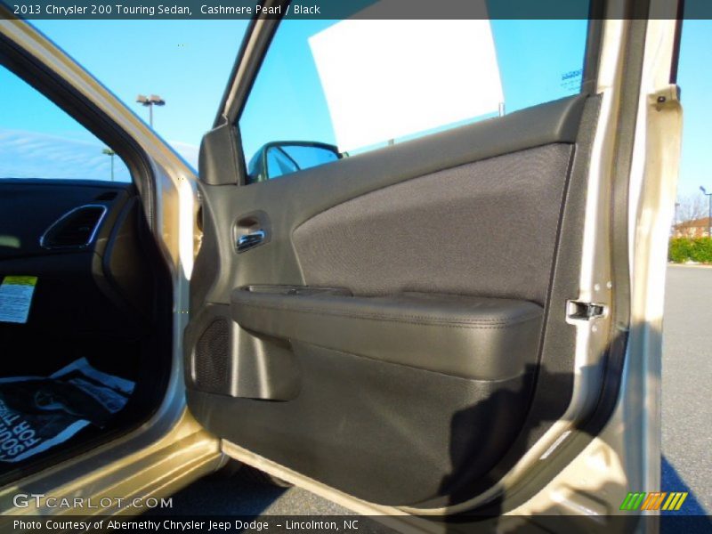 Cashmere Pearl / Black 2013 Chrysler 200 Touring Sedan