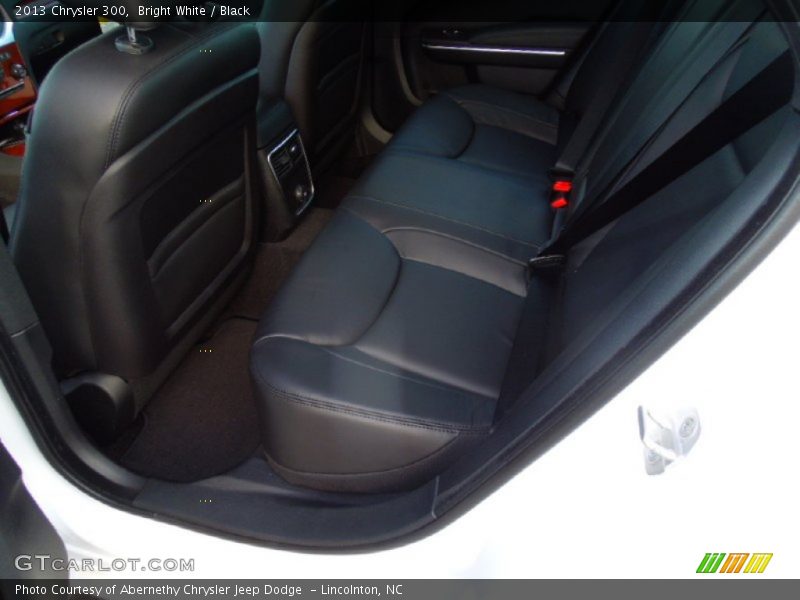 Bright White / Black 2013 Chrysler 300