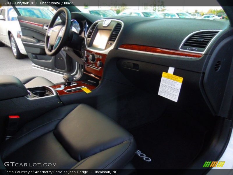 Bright White / Black 2013 Chrysler 300