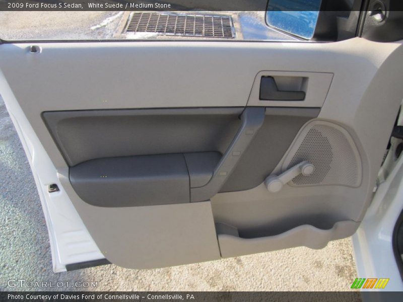White Suede / Medium Stone 2009 Ford Focus S Sedan