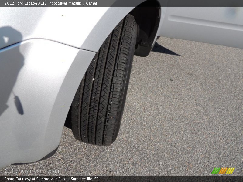 Ingot Silver Metallic / Camel 2012 Ford Escape XLT