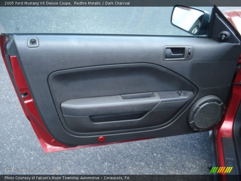Redfire Metallic / Dark Charcoal 2005 Ford Mustang V6 Deluxe Coupe