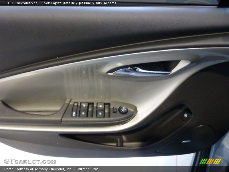 Silver Topaz Metallic / Jet Black/Dark Accents 2013 Chevrolet Volt