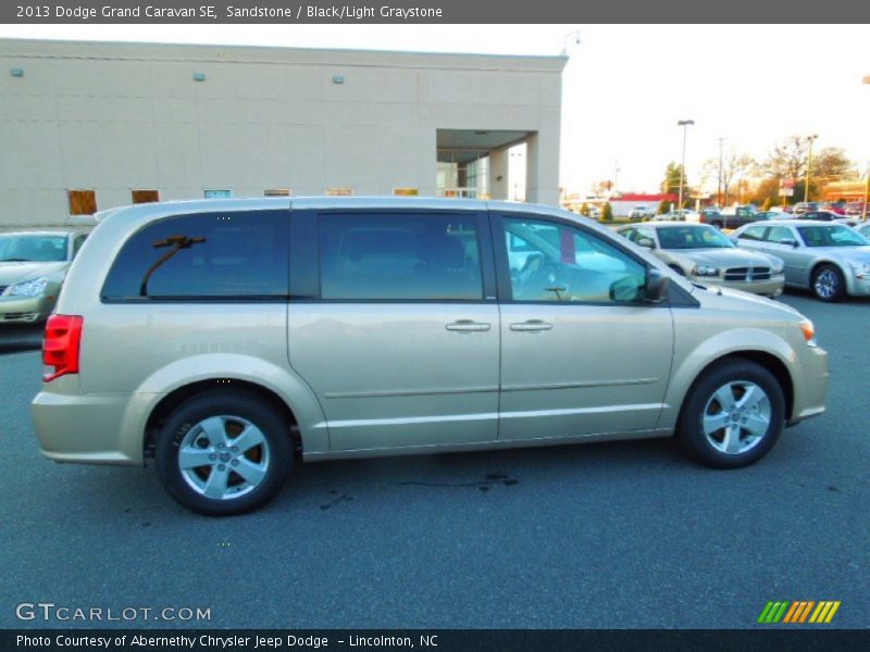 Sandstone / Black/Light Graystone 2013 Dodge Grand Caravan SE