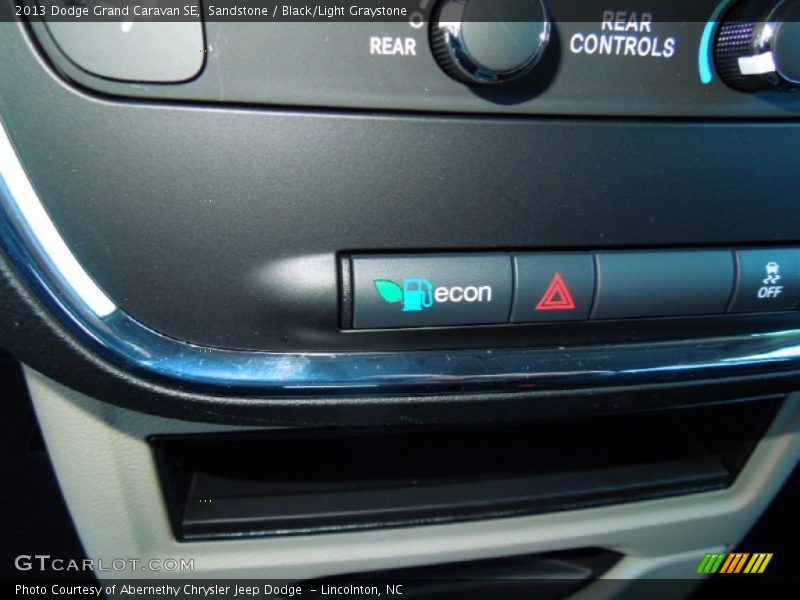 Sandstone / Black/Light Graystone 2013 Dodge Grand Caravan SE