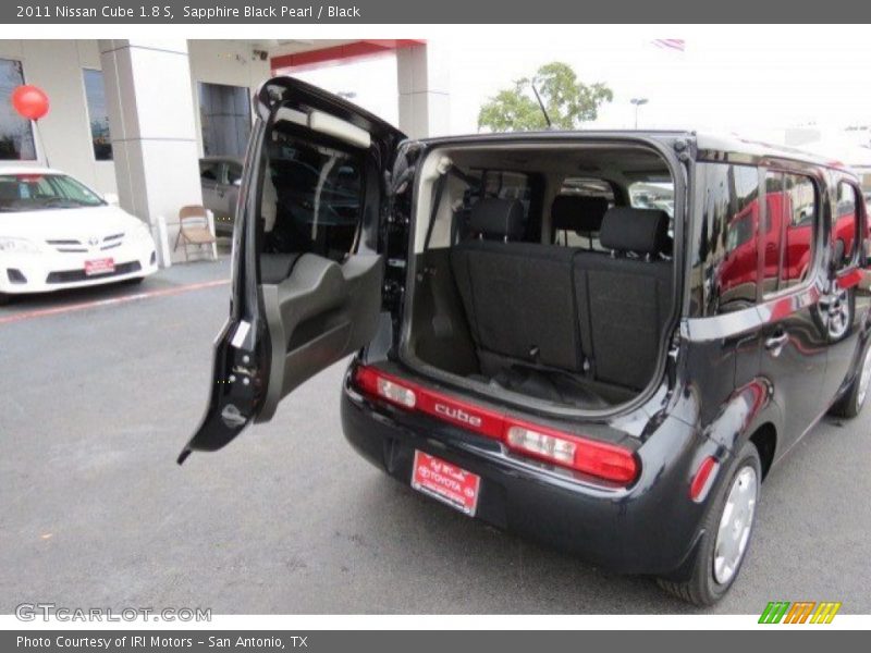 Sapphire Black Pearl / Black 2011 Nissan Cube 1.8 S