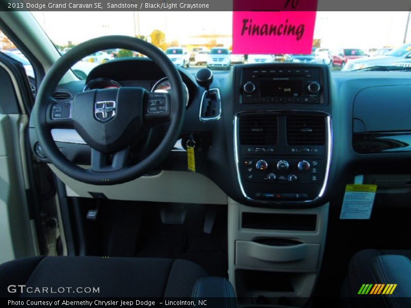 Sandstone / Black/Light Graystone 2013 Dodge Grand Caravan SE