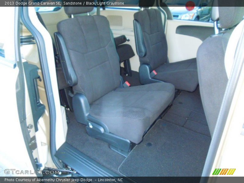 Sandstone / Black/Light Graystone 2013 Dodge Grand Caravan SE