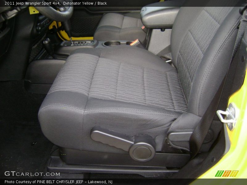 Detonator Yellow / Black 2011 Jeep Wrangler Sport 4x4