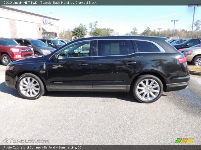 Tuxedo Black Metallic / Charcoal Black 2010 Lincoln MKT FWD