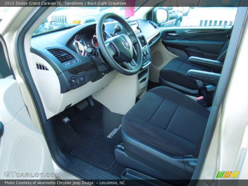 Sandstone / Black/Light Graystone 2013 Dodge Grand Caravan SE