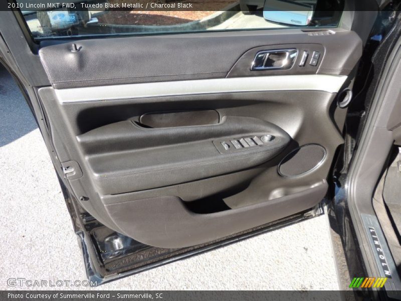 Tuxedo Black Metallic / Charcoal Black 2010 Lincoln MKT FWD