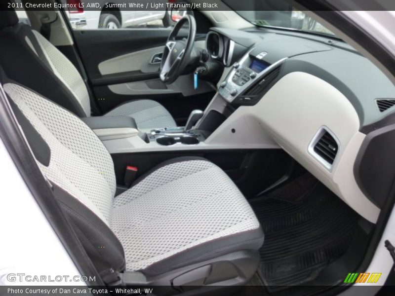 Summit White / Light Titanium/Jet Black 2011 Chevrolet Equinox LS AWD