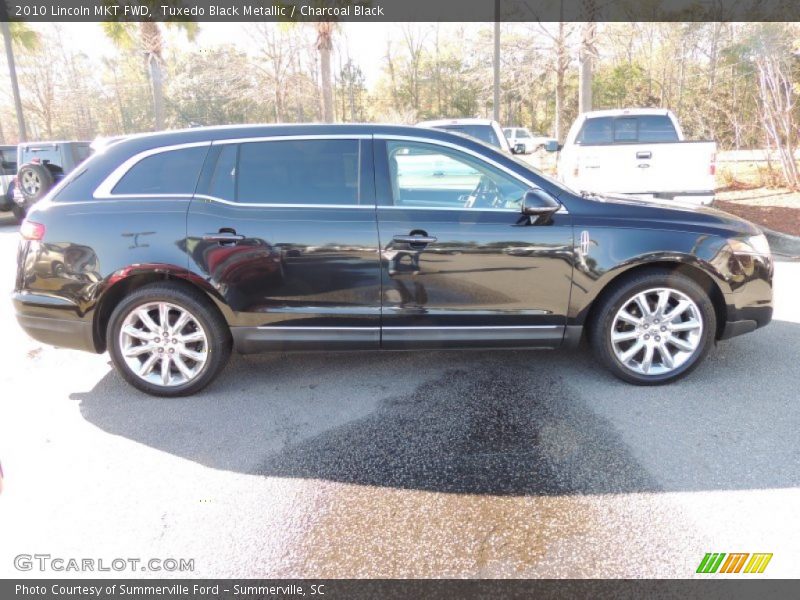 Tuxedo Black Metallic / Charcoal Black 2010 Lincoln MKT FWD
