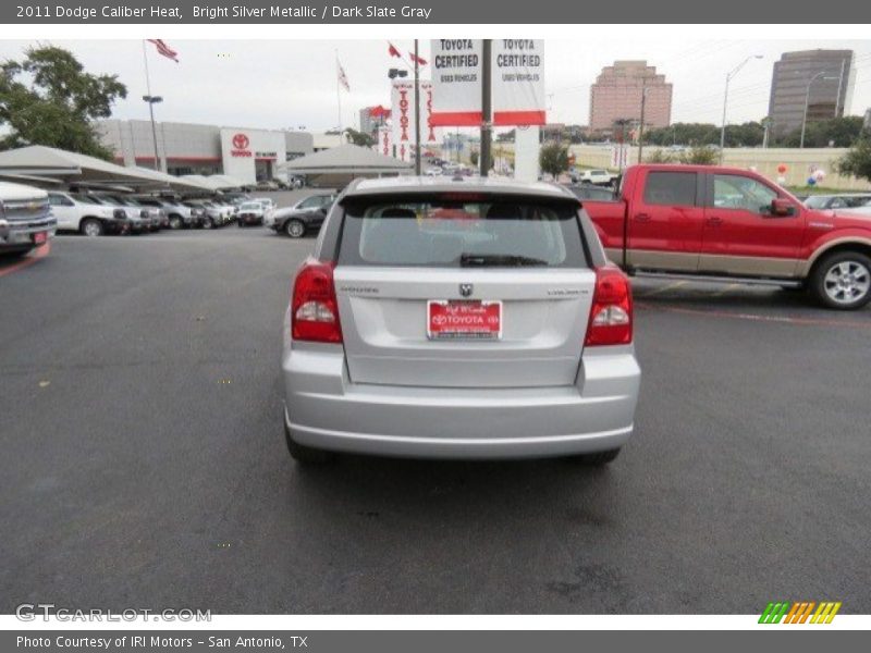 Bright Silver Metallic / Dark Slate Gray 2011 Dodge Caliber Heat