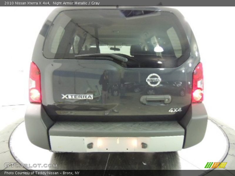 Night Armor Metallic / Gray 2010 Nissan Xterra X 4x4