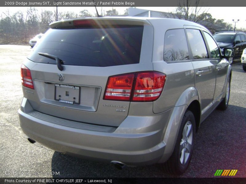 Light Sandstone Metallic / Pastel Pebble Beige 2009 Dodge Journey SXT