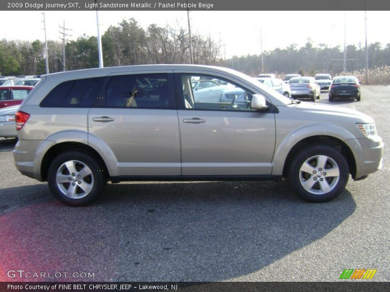 Light Sandstone Metallic / Pastel Pebble Beige 2009 Dodge Journey SXT