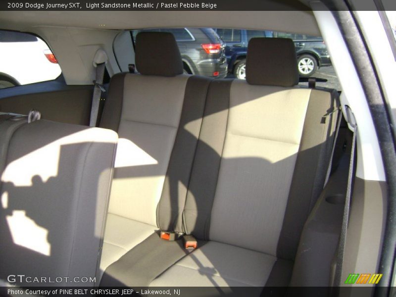 Light Sandstone Metallic / Pastel Pebble Beige 2009 Dodge Journey SXT