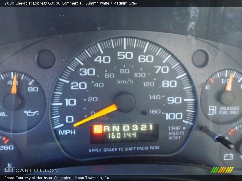 Summit White / Medium Gray 2000 Chevrolet Express G3500 Commercial