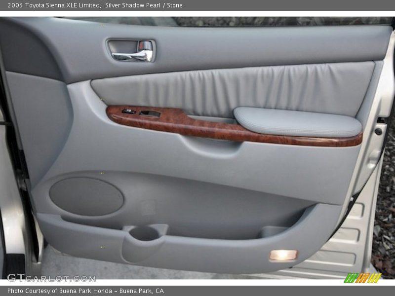 Silver Shadow Pearl / Stone 2005 Toyota Sienna XLE Limited
