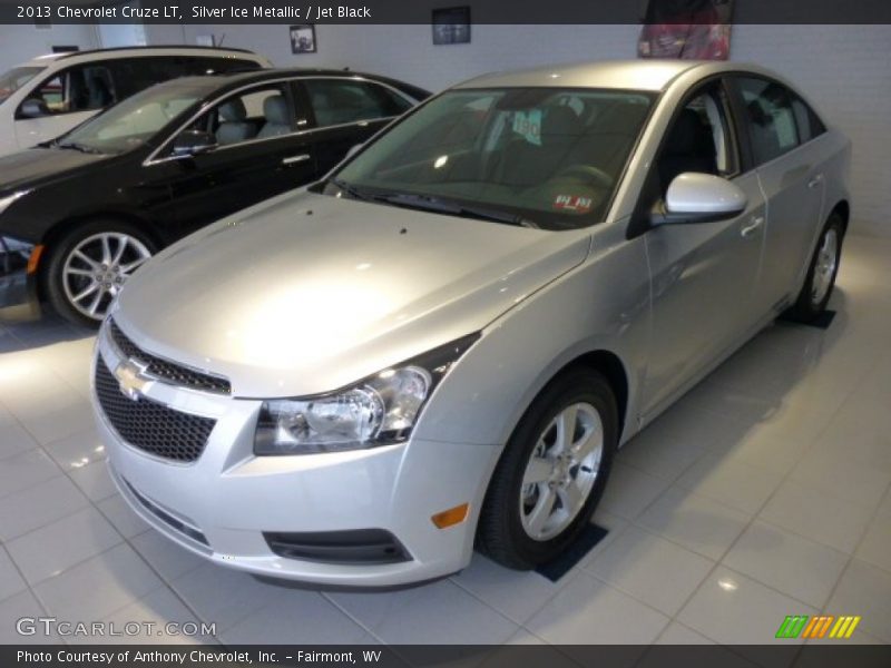 Silver Ice Metallic / Jet Black 2013 Chevrolet Cruze LT