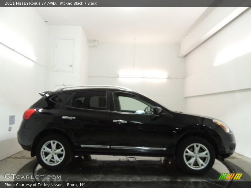 Wicked Black / Black 2011 Nissan Rogue SV AWD