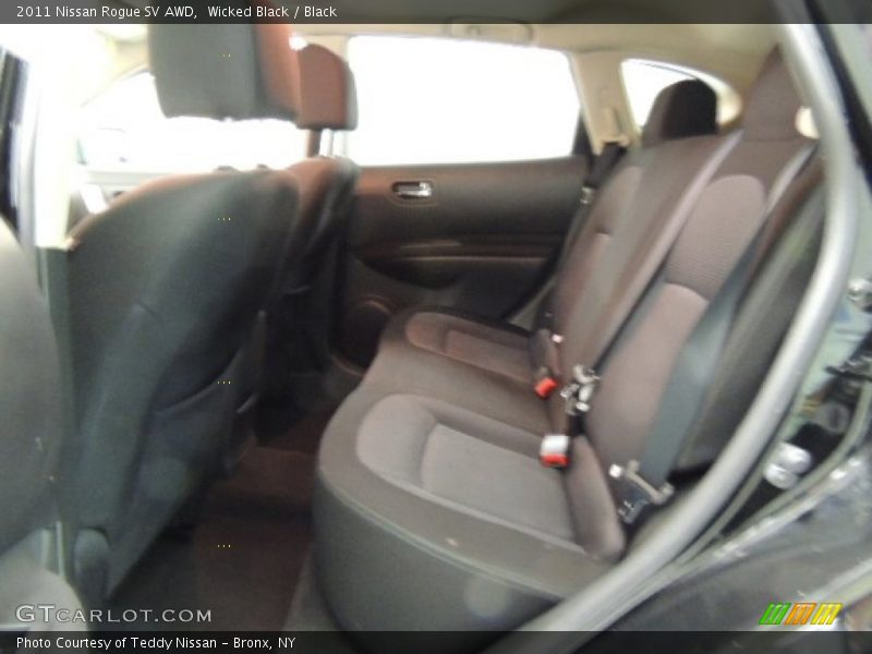 Wicked Black / Black 2011 Nissan Rogue SV AWD
