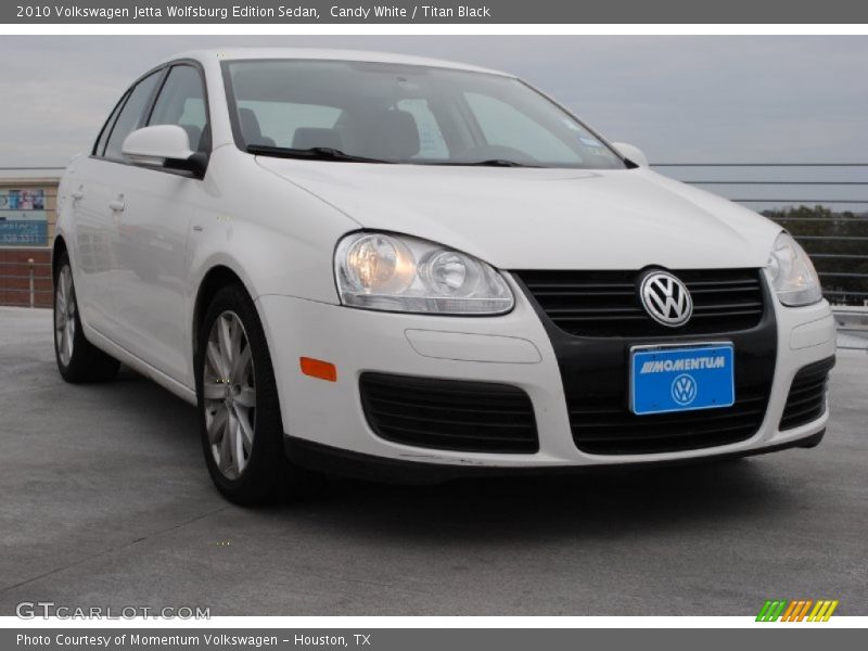 Candy White / Titan Black 2010 Volkswagen Jetta Wolfsburg Edition Sedan