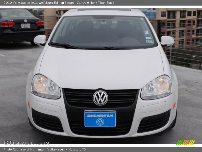 Candy White / Titan Black 2010 Volkswagen Jetta Wolfsburg Edition Sedan