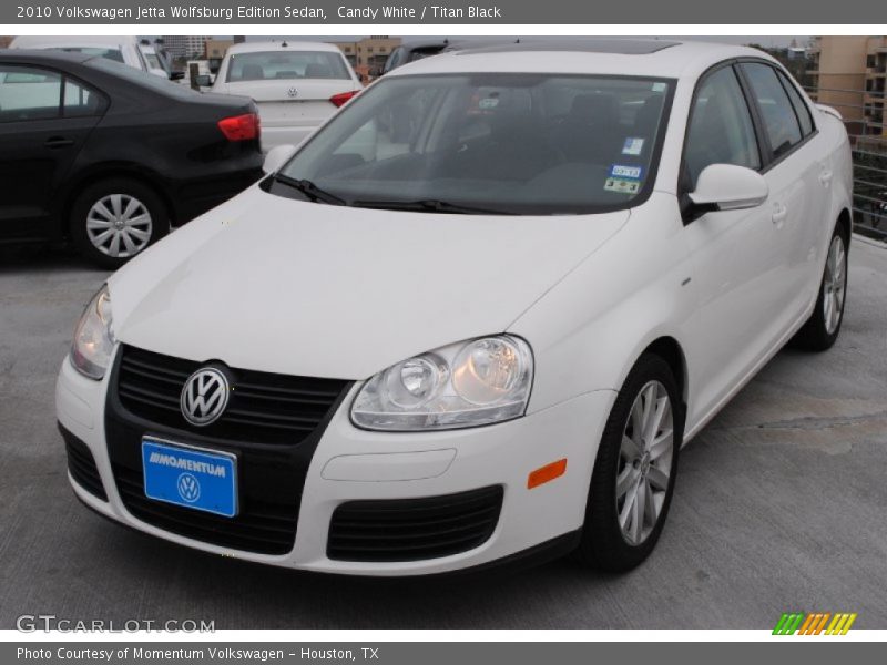Candy White / Titan Black 2010 Volkswagen Jetta Wolfsburg Edition Sedan