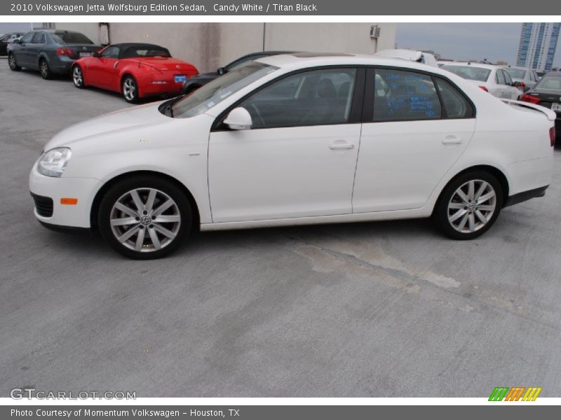 Candy White / Titan Black 2010 Volkswagen Jetta Wolfsburg Edition Sedan