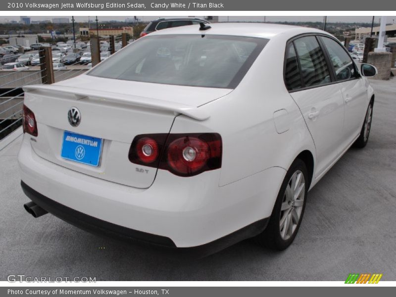 Candy White / Titan Black 2010 Volkswagen Jetta Wolfsburg Edition Sedan