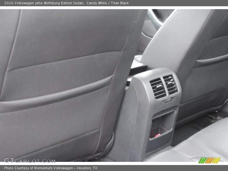 Candy White / Titan Black 2010 Volkswagen Jetta Wolfsburg Edition Sedan