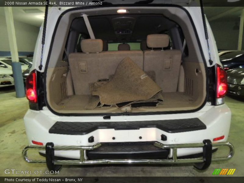 Blizzard White / Almond 2008 Nissan Armada SE 4x4