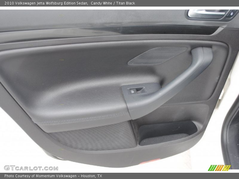 Candy White / Titan Black 2010 Volkswagen Jetta Wolfsburg Edition Sedan