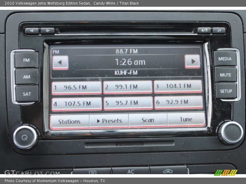 Candy White / Titan Black 2010 Volkswagen Jetta Wolfsburg Edition Sedan