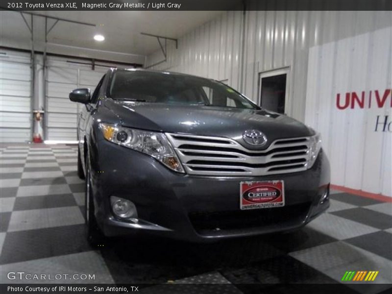 Magnetic Gray Metallic / Light Gray 2012 Toyota Venza XLE