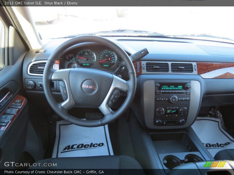 Onyx Black / Ebony 2013 GMC Yukon SLE