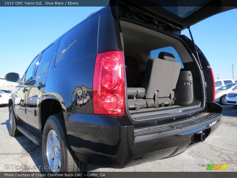 Onyx Black / Ebony 2013 GMC Yukon SLE