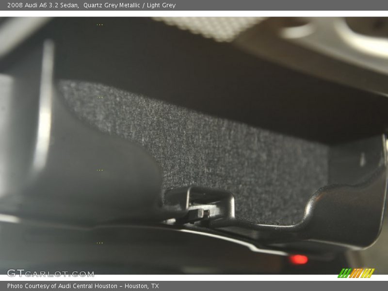 Quartz Grey Metallic / Light Grey 2008 Audi A6 3.2 Sedan